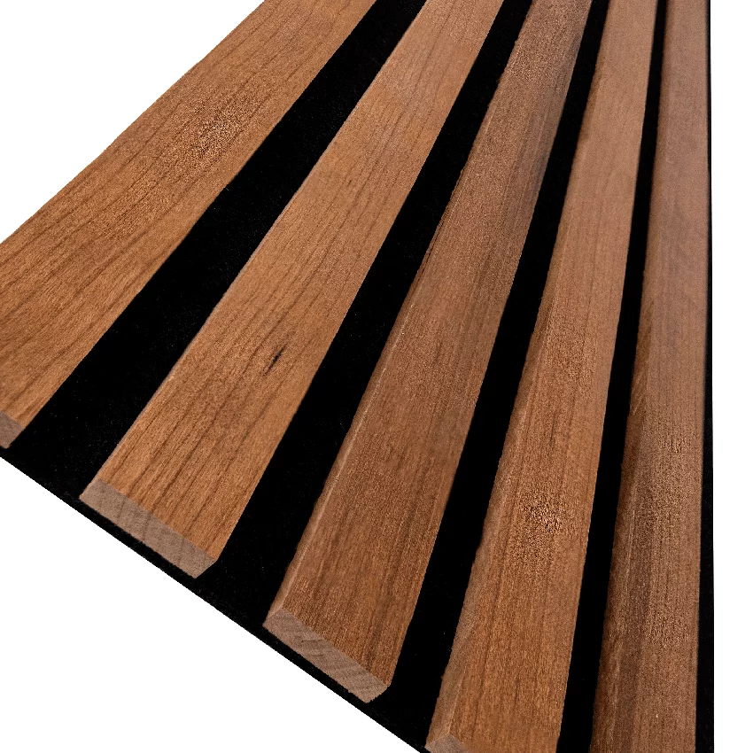 Detailansicht Akustikpaneel aus Kirsche-Holz von wodewa – natürliche Wandverkleidung mit akustischer Wirkung