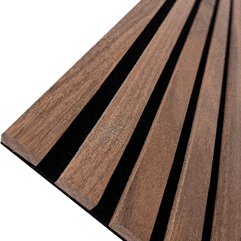 Detailansicht Echtholz Akustikpaneel Nussbaum – warme und exklusive Holzoptik mit edler Maserung