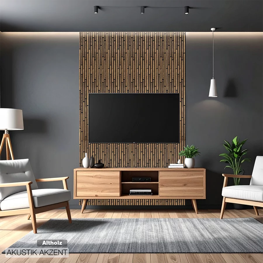Akustikpaneel aus Altholz als TV-Wand im modernen Wohnzimmer mit Holz-Sideboard und Sesseln von Wodewa